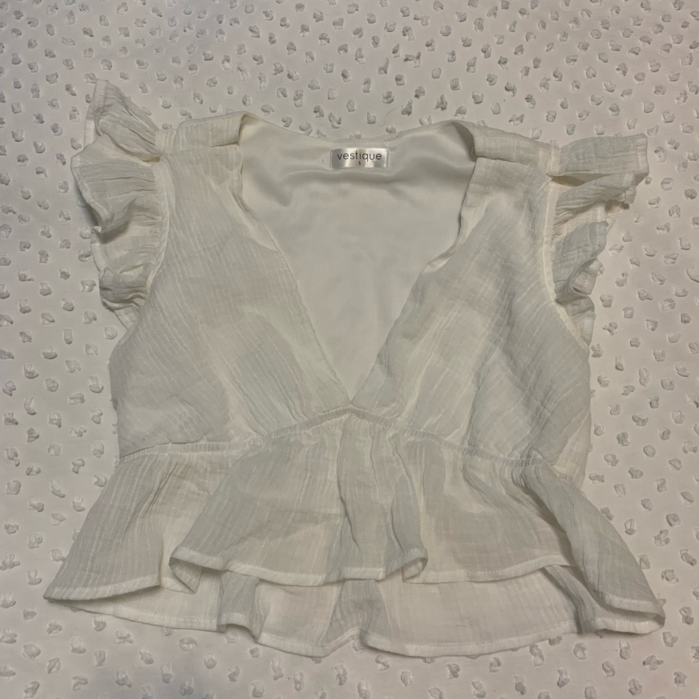 White ruffle top